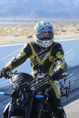 media/Dec-01-2025-Moto Forza (Mon) [[2daa91e15f]]/4-Around the Pits/